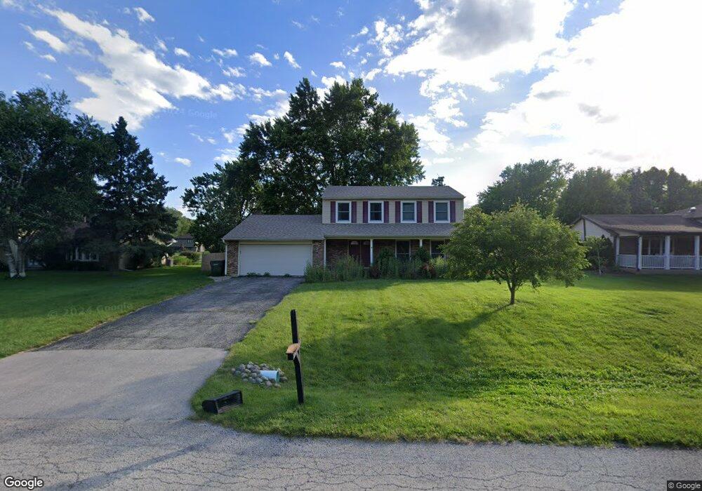 11S538 Walter Ln, Naperville, IL 60564 - photo 1