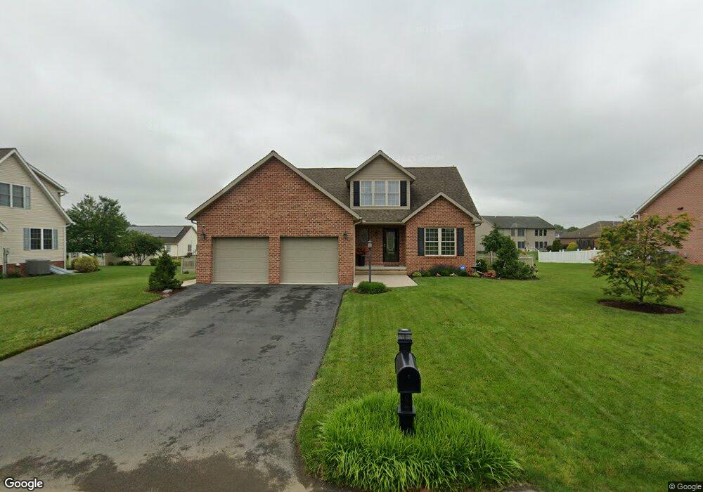 333 Martina Dr, Chambersburg, PA 17201 - photo 1