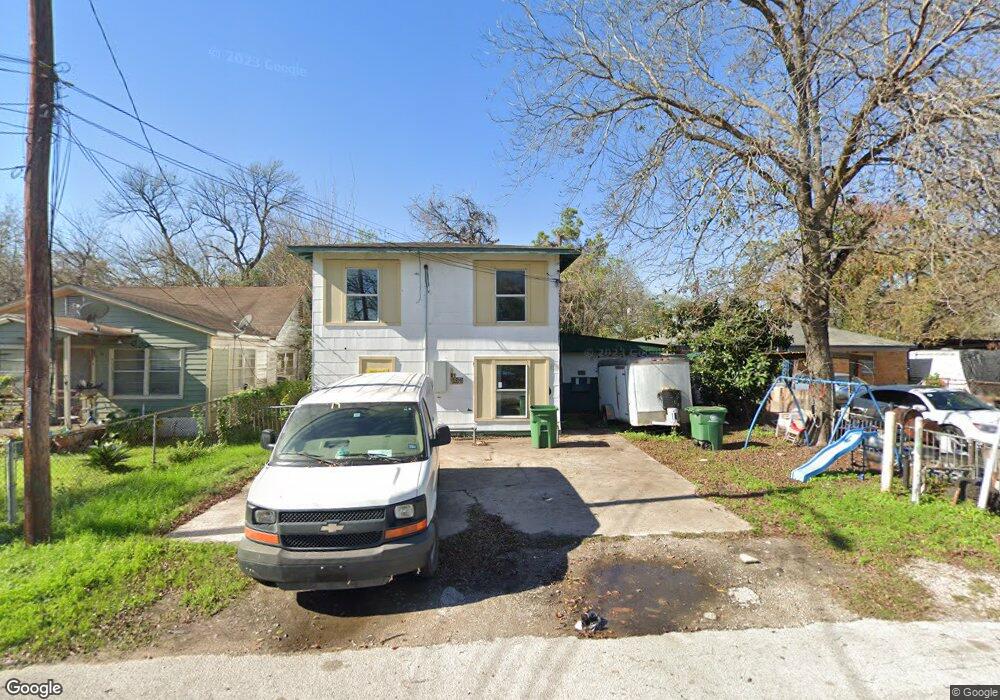 4419 Falls St, Houston, TX 77026 - photo 1