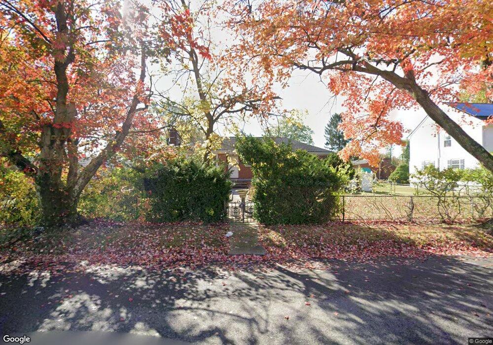 39 Willow Ave, Iselin, NJ 08830 - photo 1