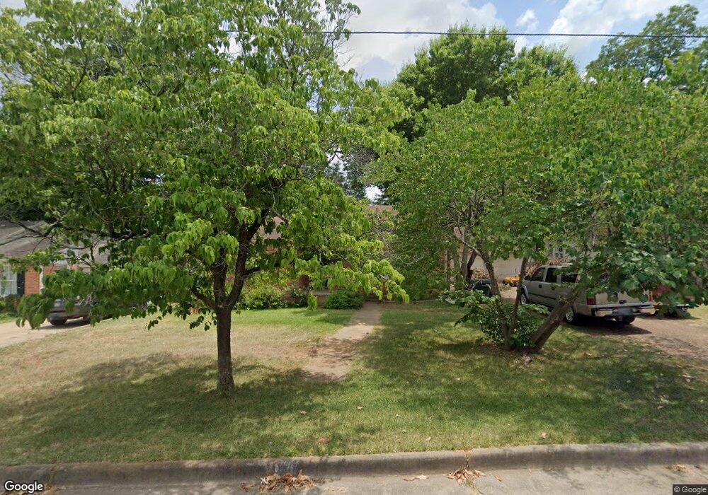 1100 S Azalea Dr, Tyler, TX 75701 - photo 1