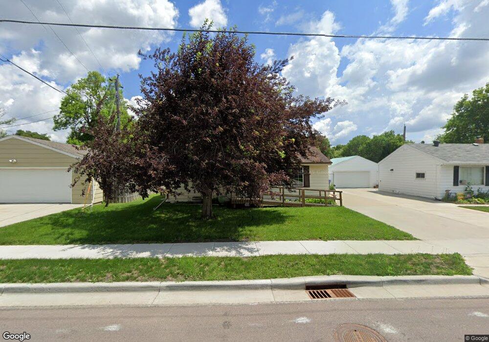 1202 21st St S, Fargo, ND 58103 - photo 1