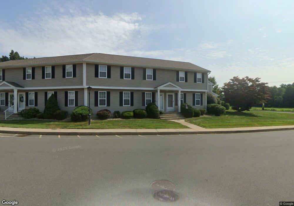 206 Meadowecrest Cir, Ludlow, MA 01056 - photo 1