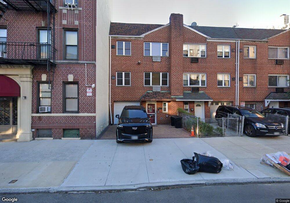 3019 34th St, Astoria, NY 11103 - photo 1