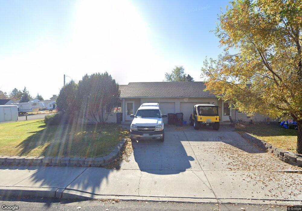 2112 SW Quartz Ave, Redmond, OR 97756 - photo 1