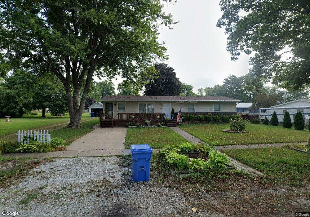 231 W Washington St, Virginia, IL 62691 - photo 1