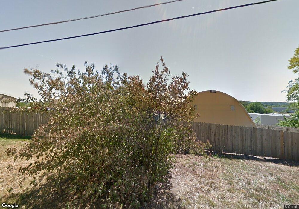 6910 Martindale Rd, Shawnee, KS 66218 - photo 1