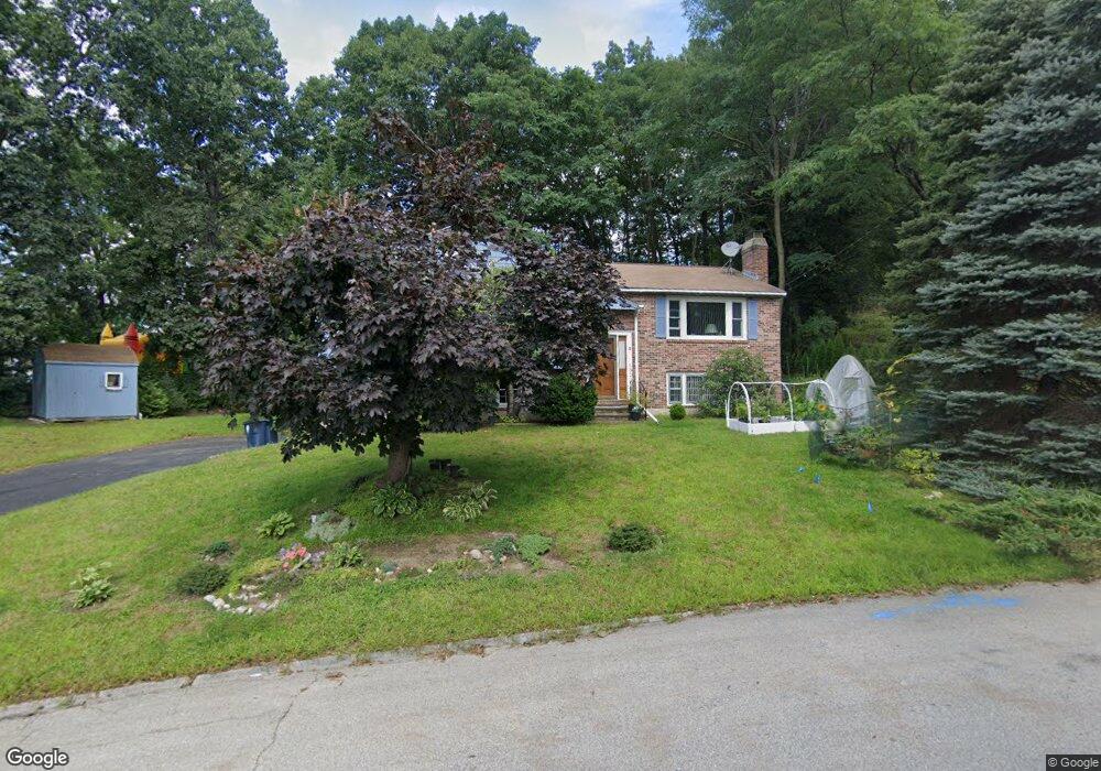 2 Wagon Trail, Nashua, NH 03062 - photo 1