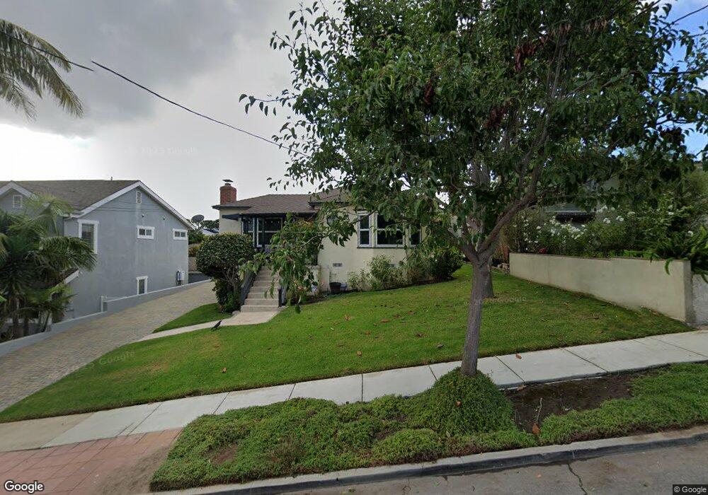 302 W Walnut Ave, El Segundo, CA 90245 - photo 1