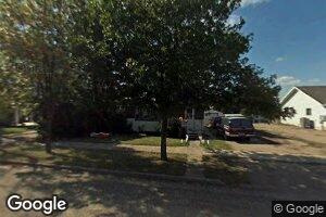 512 W 2nd St, Redfield, SD 57469
