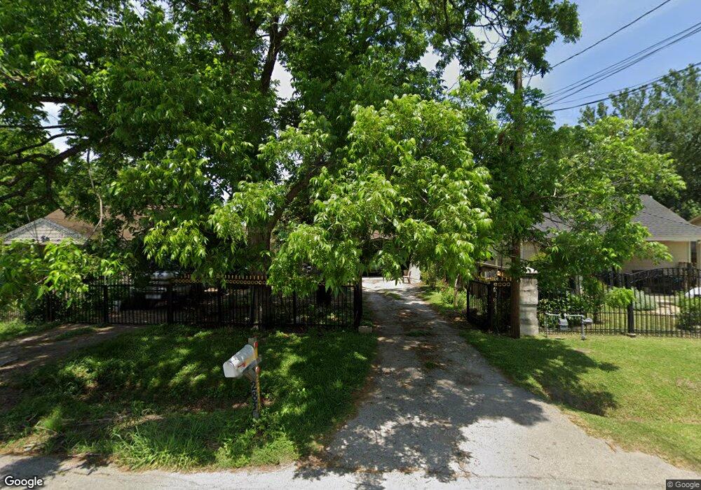 2833 Wimberly St, Houston, TX 77093 - photo 1