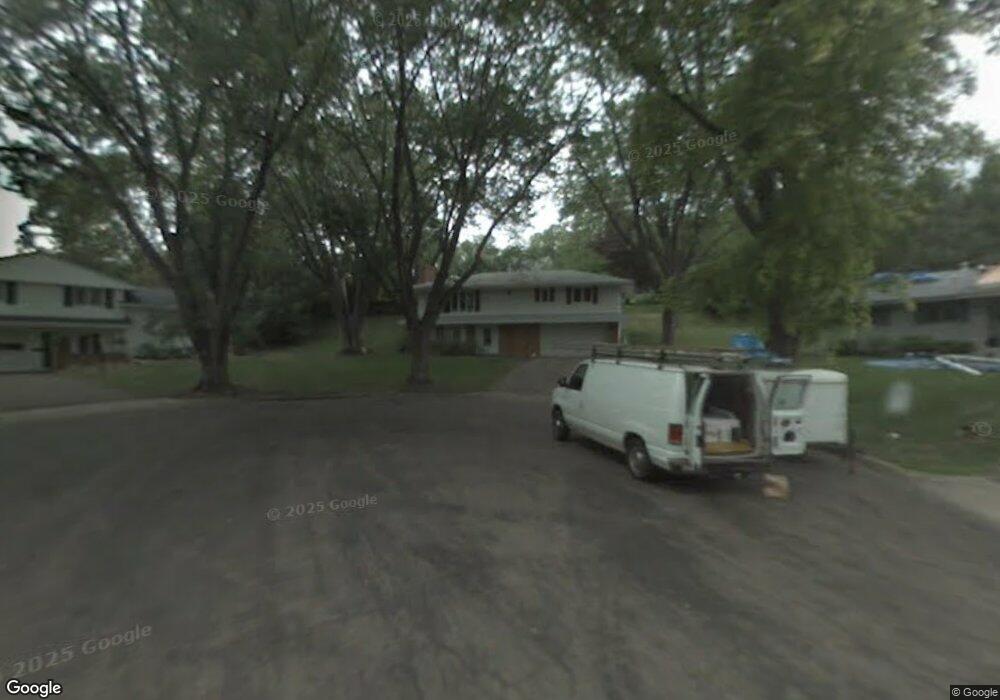 1442 Texas Cir S, Saint Louis Park, MN 55426 - photo 1