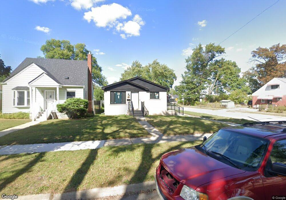 8104 Cloverdale Ave, Ferndale, MI 48220 - photo 1