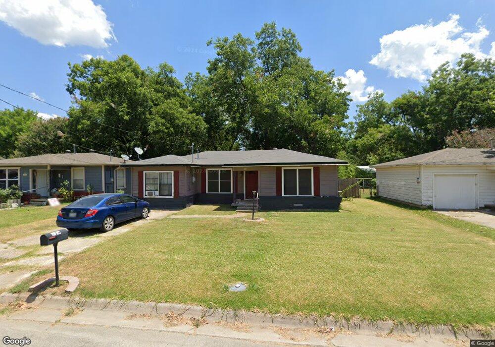 714 Cunningham St, Gainesville, TX 76240 - photo 1