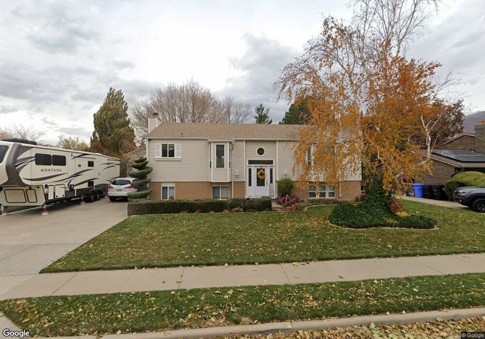 562 W 2050 N, West Bountiful, UT 84087 - photo 1