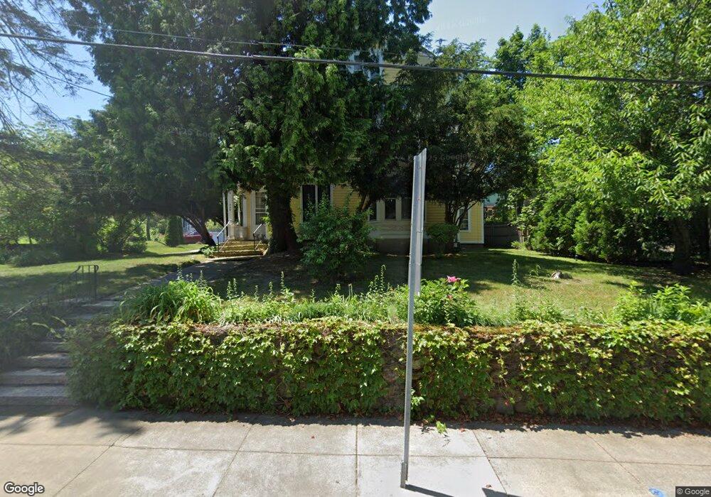 745 Pleasant St unit 3, Pawtucket, RI 02860 - photo 1