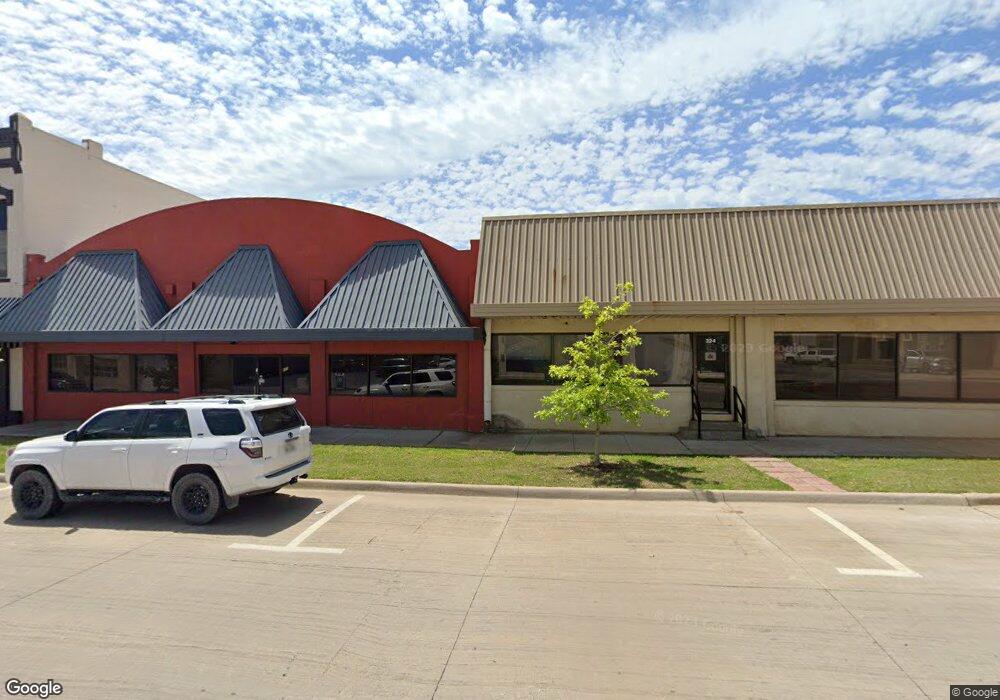 324 W Chestnut St, Denison, TX 75020 - photo 1