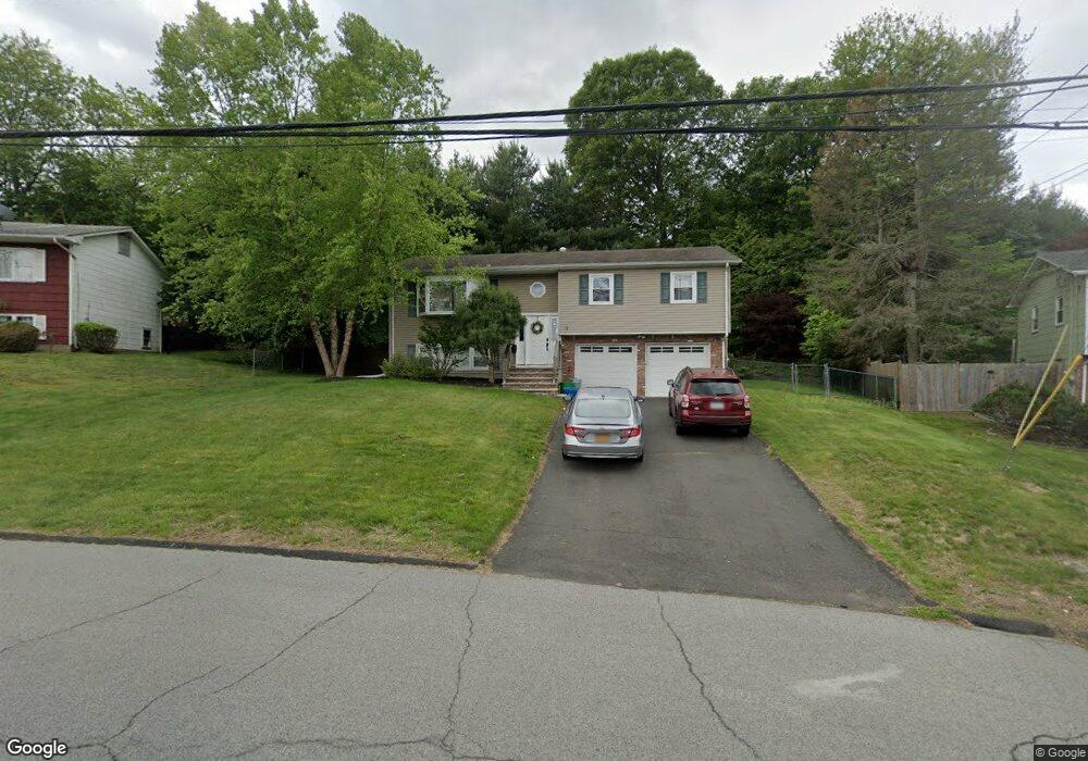 12 Mountain View Ln, Garnerville, NY 10923 - photo 1