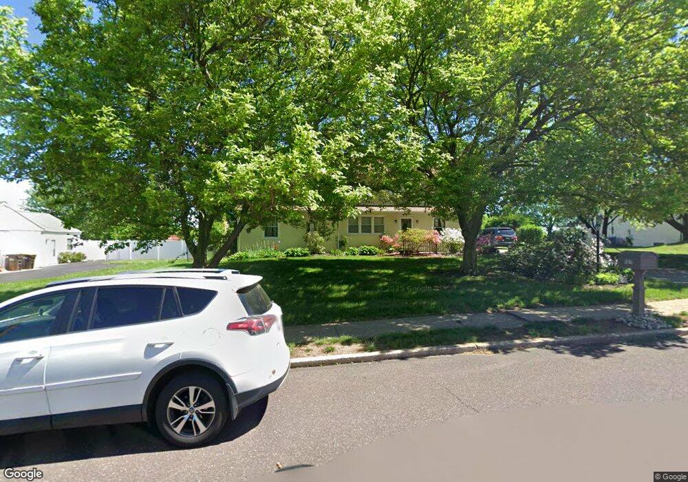 1811 Clinton Rd, Norristown, PA 19403 - photo 1