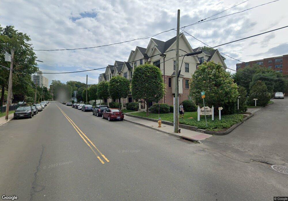 109 Forest St unit 1, Stamford, CT 06901 - photo 1