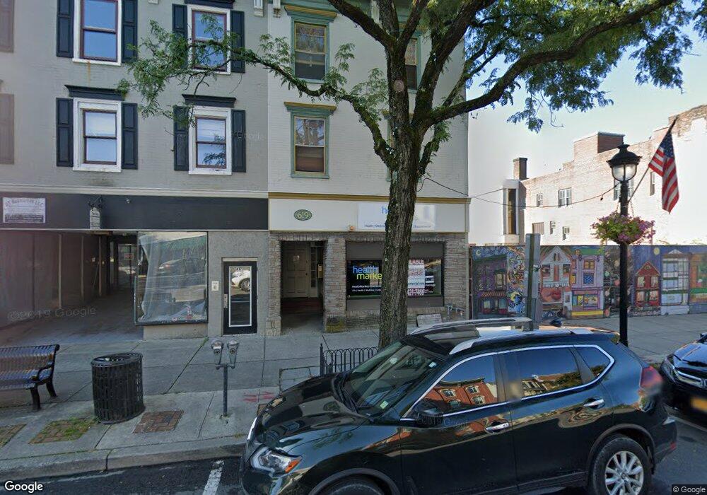 619 Main St, Stroudsburg, PA 18360 - photo 1