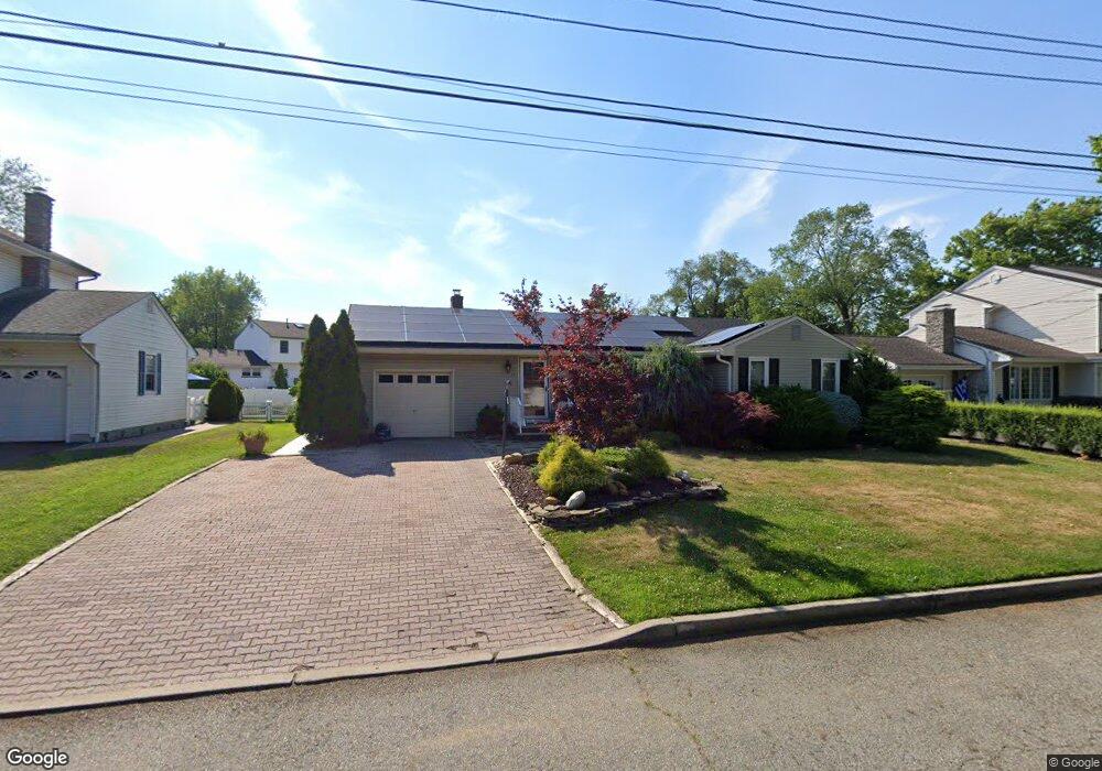 10 Northfield Rd, Matawan, NJ 07747 - photo 1