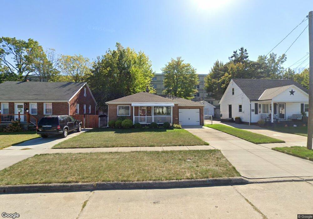 1830 E 37th St, Lorain, OH 44055 - photo 1