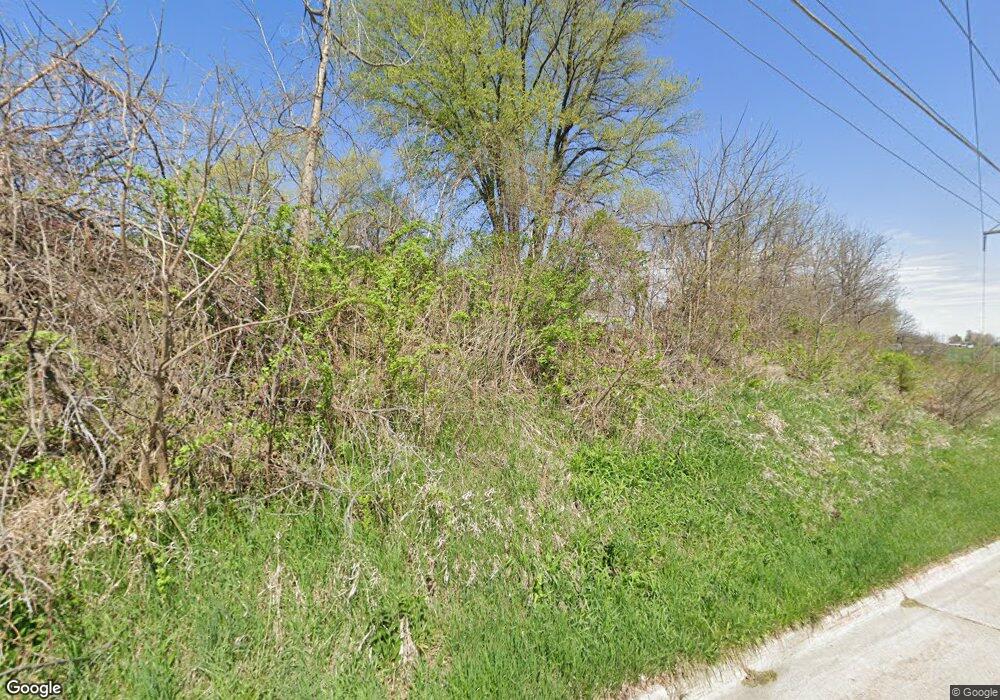 602 W 8th St N, Newton, IA 50208 - photo 1