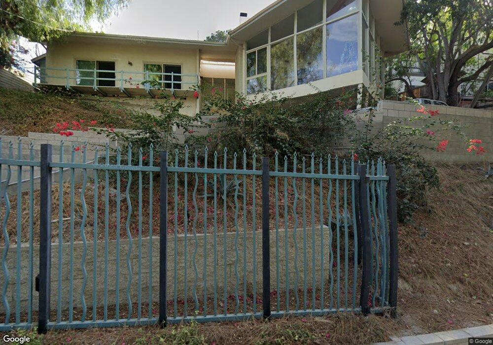 5177 Llano Dr, Woodland Hills, CA 91364 - photo 1