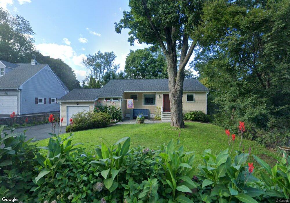 81 Barnes Rd, Tarrytown, NY 10591 - photo 1