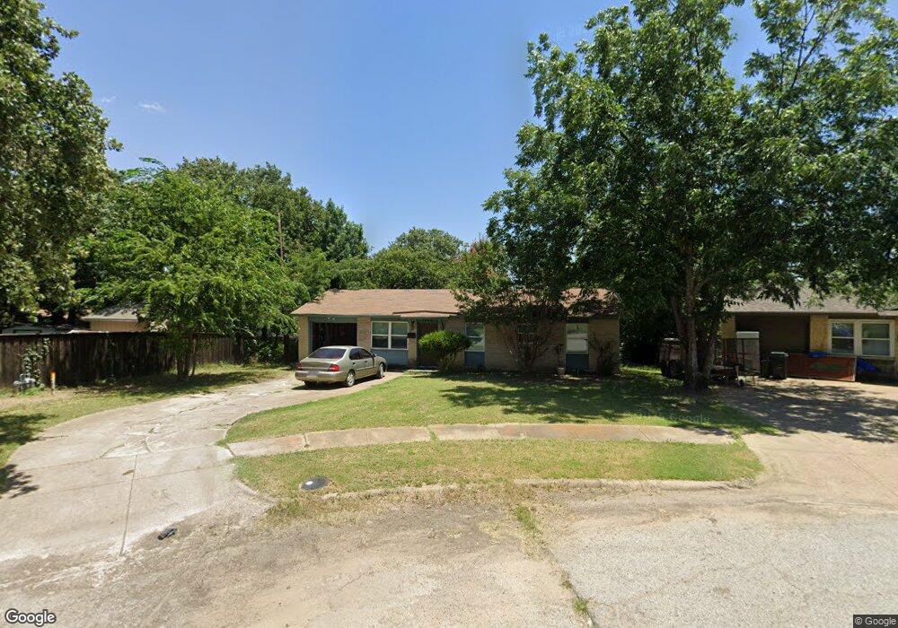 1240 Briarwood Ct, Mesquite, TX 75149 - photo 1
