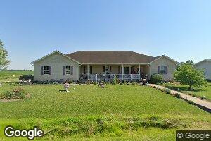 111 Violet St, Raymond, IL 62560