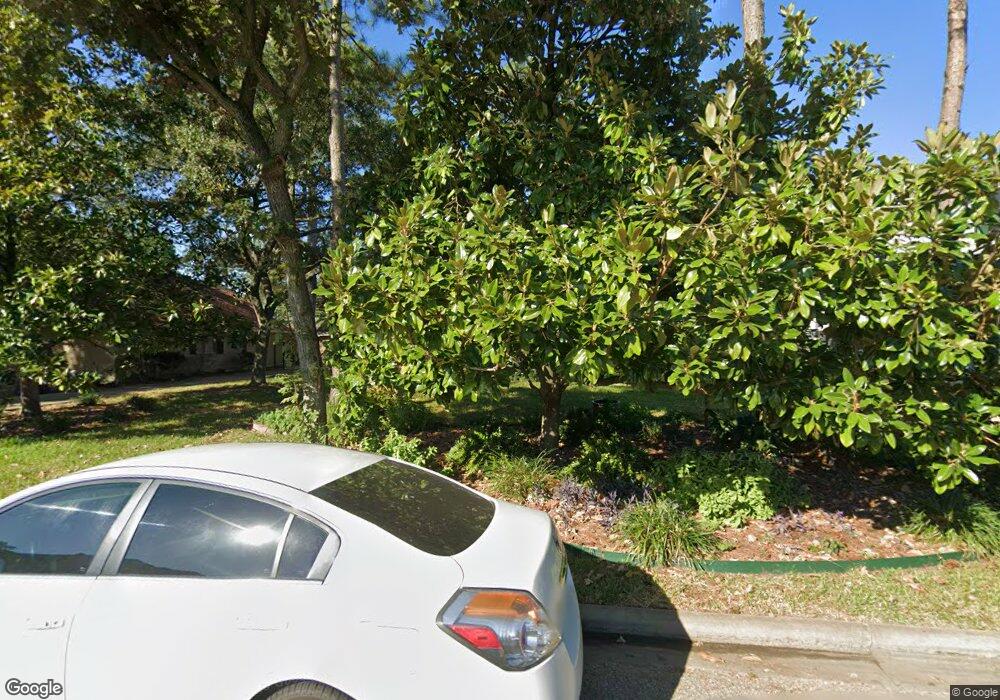 347 Wycliffe Dr, Houston, TX 77079 - photo 1