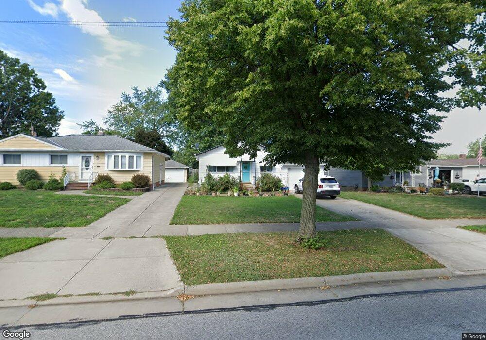 1816 Drenik Dr, Wickliffe, OH 44092 - photo 1