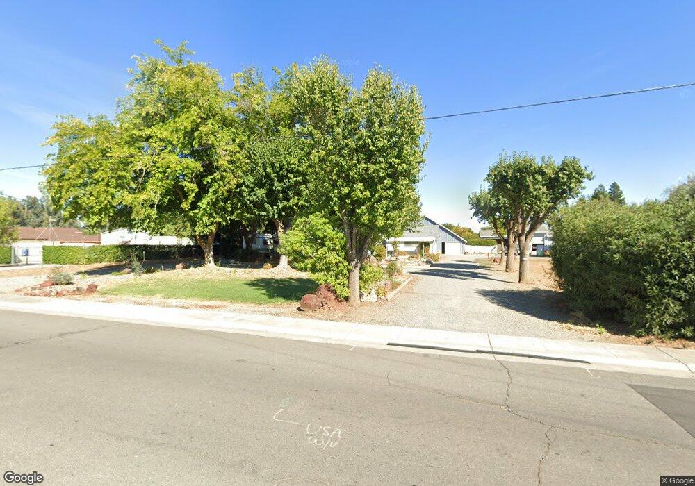 810 Pacific Ave, Willows, CA 95988 - photo 1