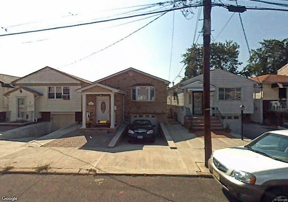 11 Suburbia Ct, Jersey City, NJ 07305 - photo 1