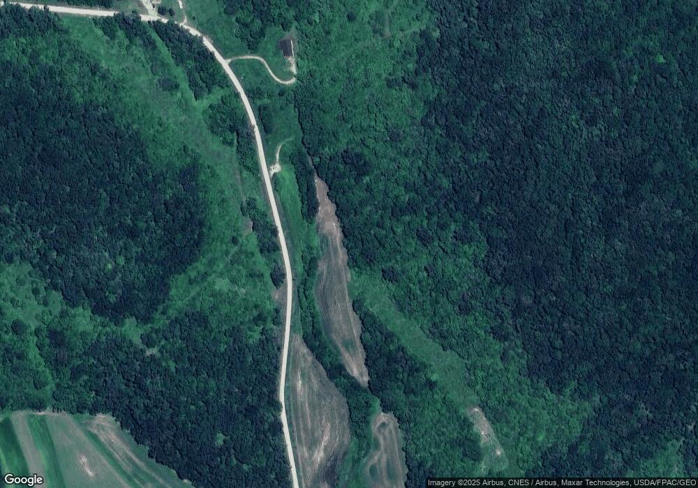 745 Hanson Valley Rd, Houston, MN 55943 - photo 1