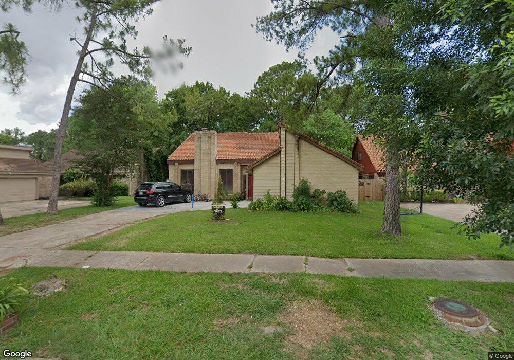7651 Athlone Dr, Houston, TX 77088 - photo 1