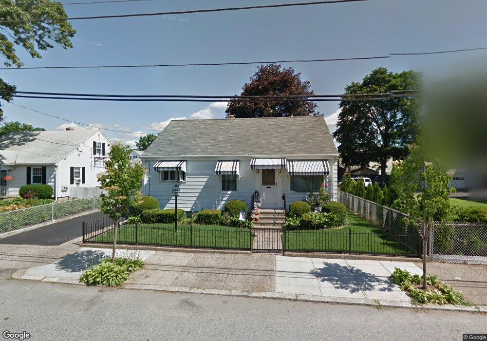 114 Bucklin St, Pawtucket, RI 02861 - photo 1