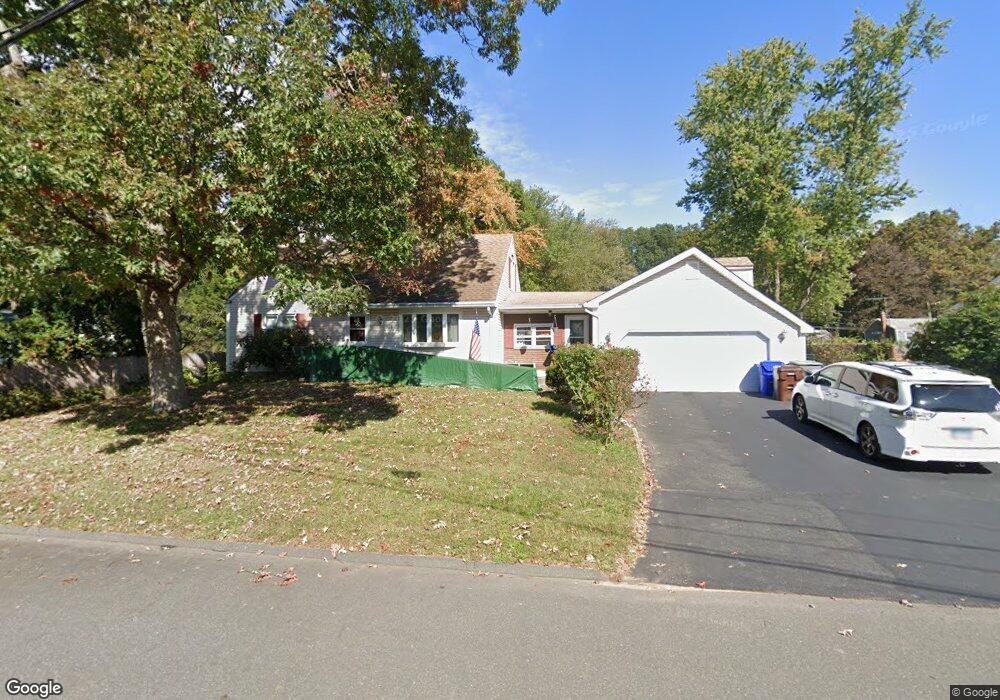 10 Lox Ln, Enfield, CT 06082 - photo 1