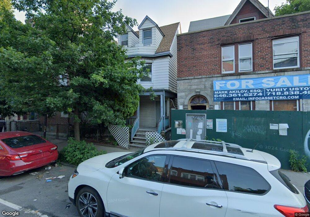 747 E 183rd St, Bronx, NY 10458 - photo 1