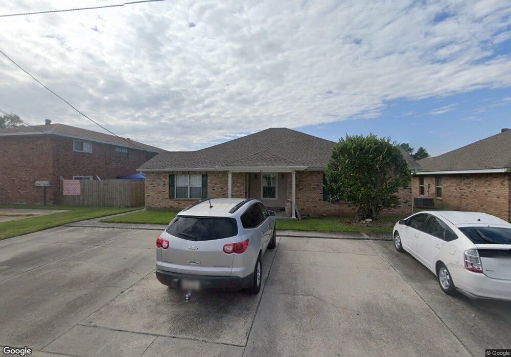 111 Mall Cir unit B, Houma, LA 70364 - photo 1