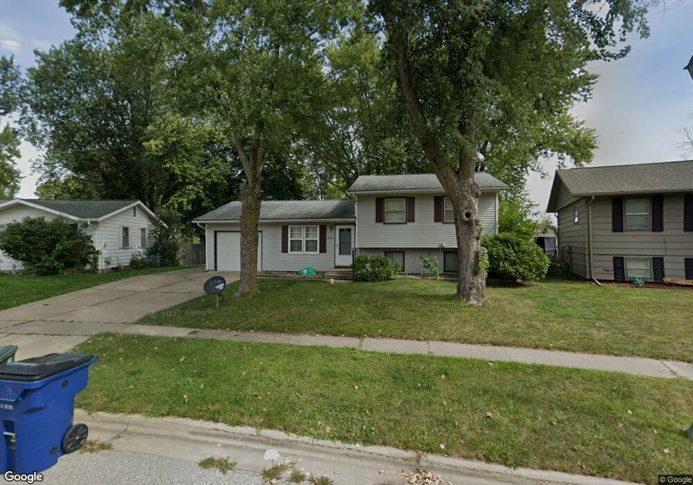 1345 Ingersoll Rd, Waterloo, IA 50701 - photo 1