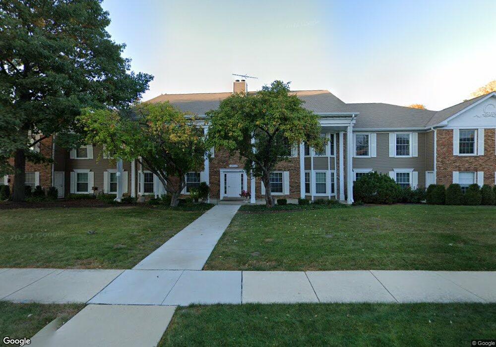 1107 Spring Garden Cir, Naperville, IL 60563 - photo 1