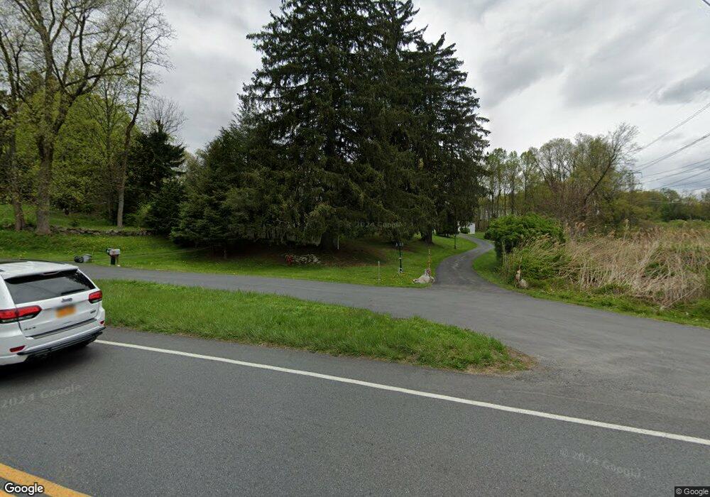 688 Granite Springs Rd, Yorktown Heights, NY 10598 - photo 1