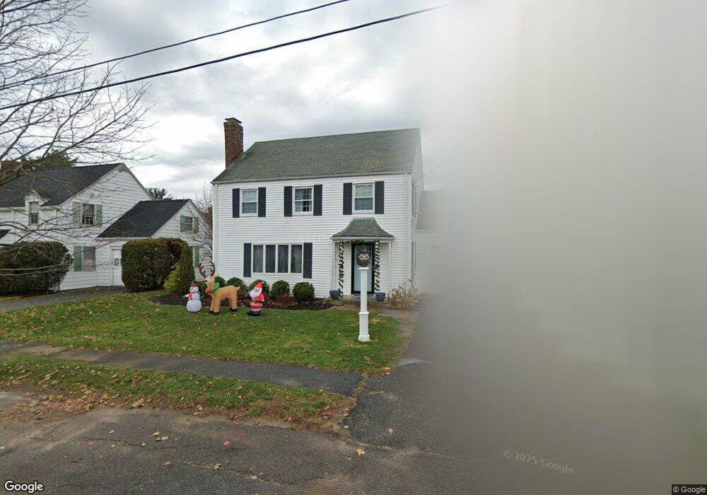 10 Canterbury Rd, Marblehead, MA 01945 - photo 1