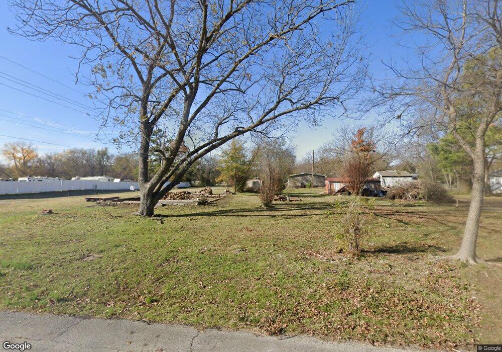 507 S 8th St, Henryetta, OK 74437 - photo 1