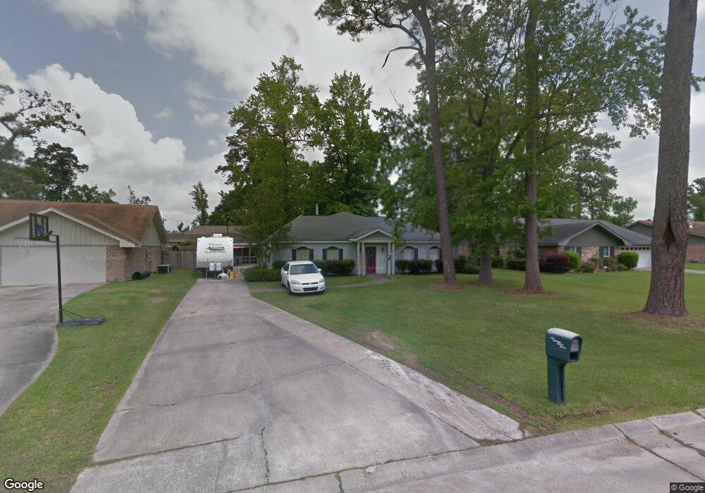 1440 S Chateau Cir, Lake Charles, LA 70605 - photo 1