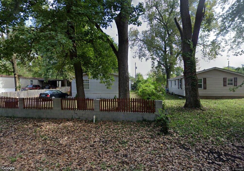 2700 Harvard St, Collinsville, IL 62234 - photo 1