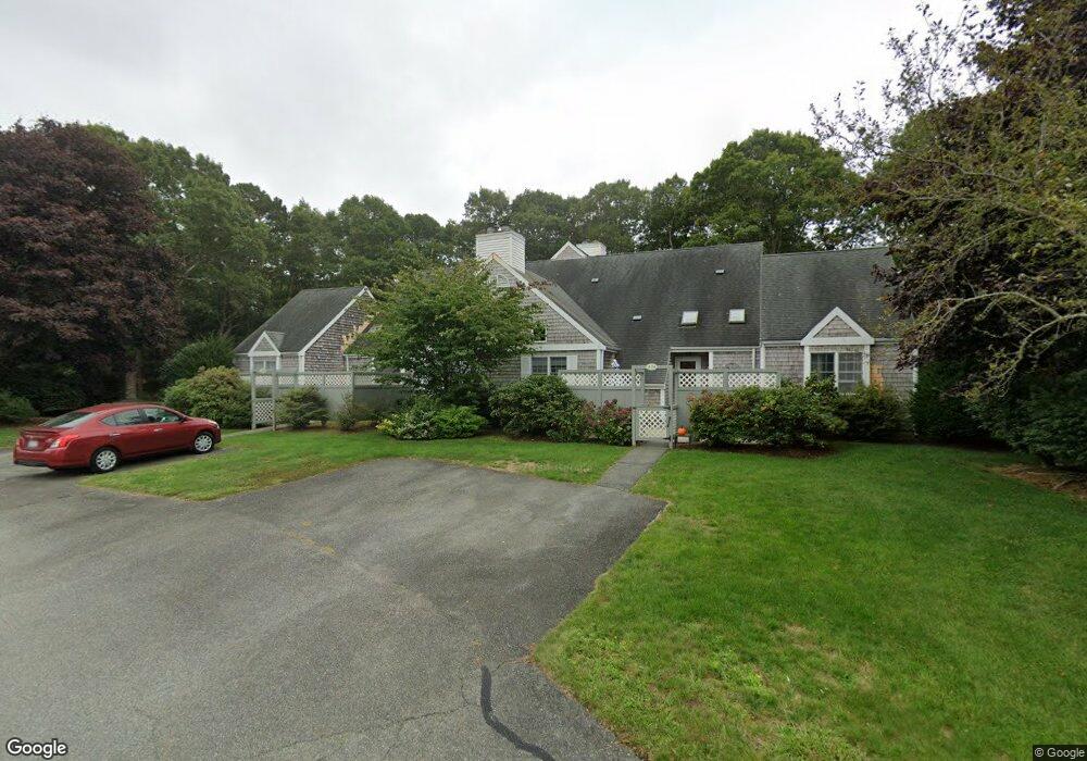 33 Chilmark Dr, East Falmouth, MA 02536 - photo 1